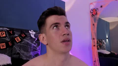 mikael online show from October 24, 5:08 am