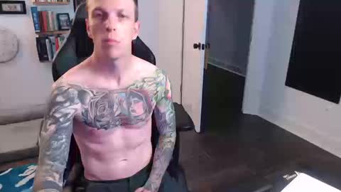 MikahisHung online show from October 15, 10:32 pm