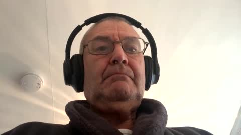 mike26051 online show from October 27, 2:50 pm