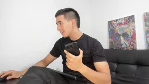 mike3xxx online show from October 8, 1:46 am