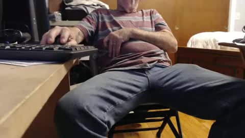 mike694fun online show from December 4, 11:59 pm