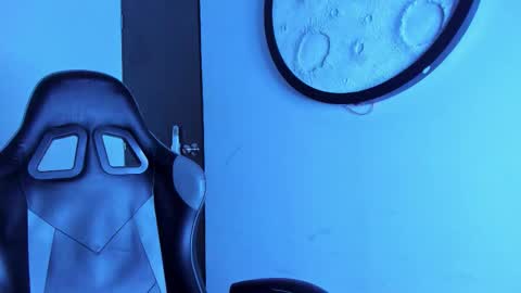 Mike  online show from March 25, 12:01 pm