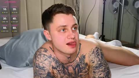 Snapshot of mike___magic chatting on February 25, 1:43 pm Mike Magic online show from February 25, 1:43 pm