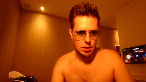 mike_in_strings online show from November 10, 12:24 am