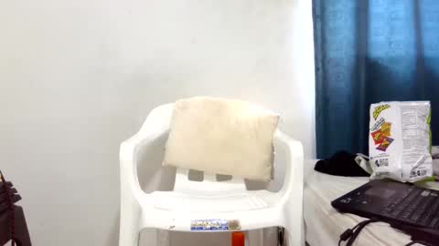 mike_leonrey22 online show from February 1, 5:10 pm