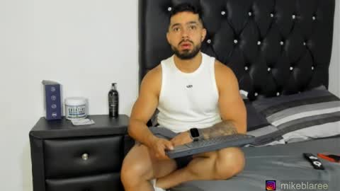 mikeblaree online show from April 19, 11:07 pm