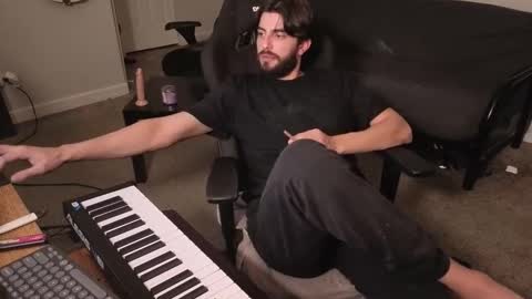 mikehawk1589 online show from March 3, 8:32 am