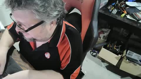 mikejws online show from November 4, 8:32 pm