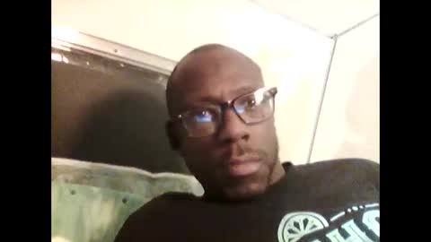 mikenlynz3oh3 online show from November 4, 11:33 am