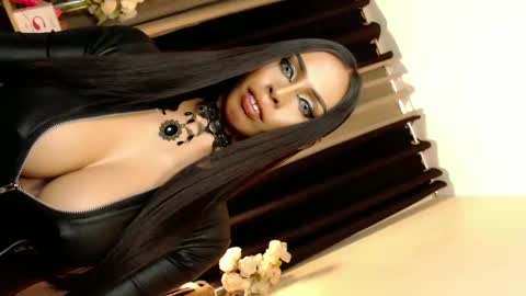 Snapshot of mikeyalawi03 chatting on February 28, 8:42 am Mistress MikeyAlawi online show from February 28, 8:42 am