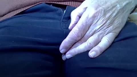 Snapshot of mikeybed chatting on September 22, 8:51 am mikeybed online show from September 22, 8:51 am