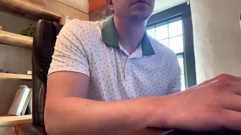 mikeydubs10 online show from May 18, 1:17 pm