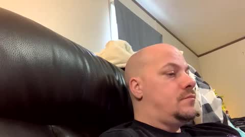 Snapshot of mikeylikesit2222 chatting on December 25, 8:50 pm mikeylikesit2222 online show from December 25, 8:50 pm