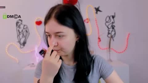 miki_ti online show from February 17, 6:01 am