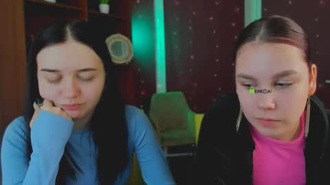 miki_ti online show from February 3, 6:33 am