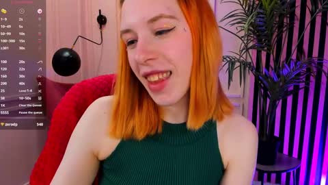 Snapshot of mikka_blush chatting on March 10, 12:39 am mikka_blush online show from March 10, 12:39 am