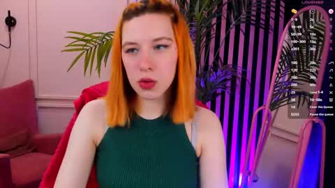Snapshot of mikka_blush chatting on March 9, 9:36 pm mikka_blush online show from March 9, 9:36 pm