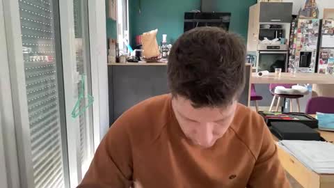 miklp8463 online show from February 3, 8:40 am