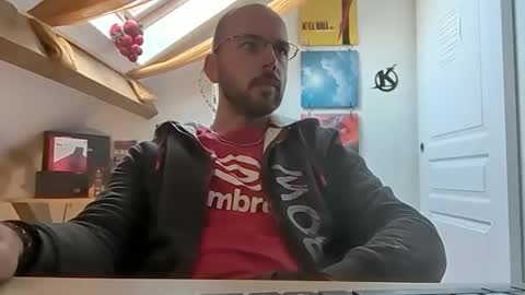 mikmik91 online show from December 20, 11:43 am