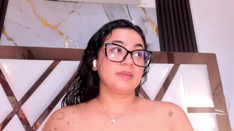 Camila online show from April 16, 9:39 pm