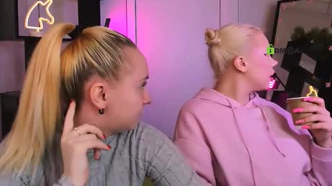 mila_glow online show from March 3, 12:45 pm