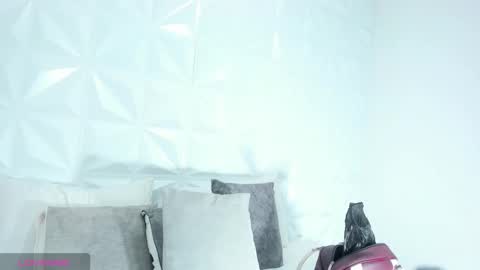 Snapshot of mila_heart chatting on October 13, 7:49 pm mila_heart online show from October 13, 7:49 pm