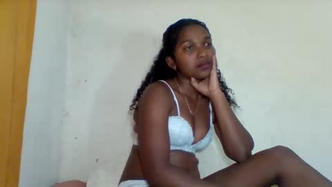mila_lunah online show from March 26, 6:57 pm