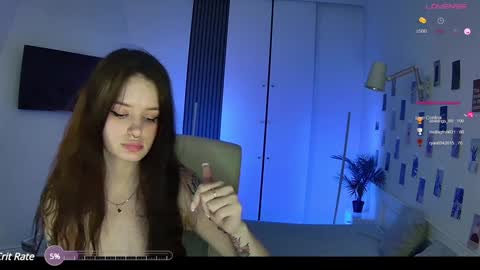 Snapshot of mila_nox chatting on February 8, 8:42 pm Sasha online show from February 8, 8:42 pm
