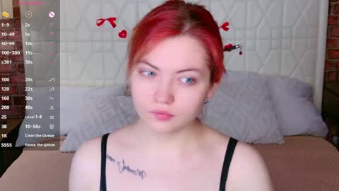 Lisa online show from March 27, 6:09 pm