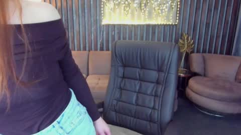 Milla online show from May 13, 5:50 am