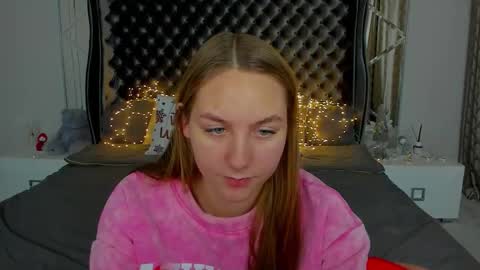 Milla online show from January 10, 7:19 pm