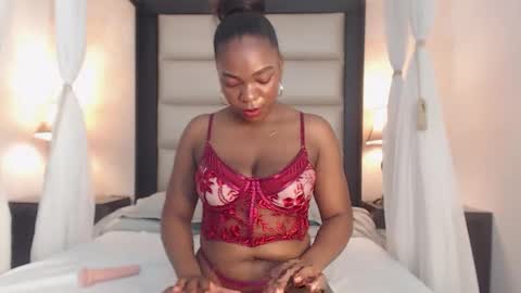 Mila online show from February 6, 8:11 pm