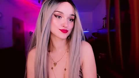 MiladyJolie online show from February 24, 2:47 am