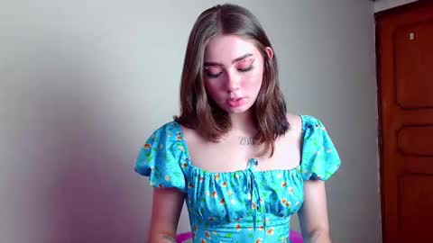 Snapshot of milafyre chatting on September 30, 4:39 pm valery online show from September 30, 4:39 pm