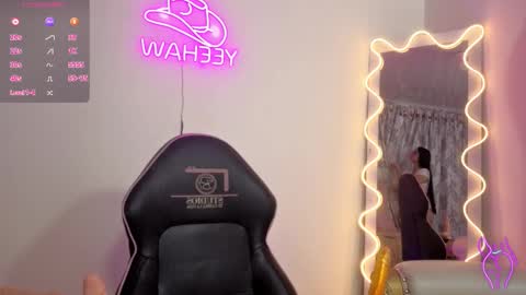 milah_tay online show from March 3, 11:50 am