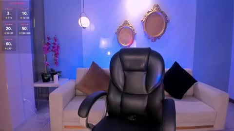 Snapshot of milalawrence_ chatting on September 30, 8:41 pm Mila online show from September 30, 8:41 pm