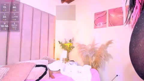 Snapshot of milan_ebony chatting on September 25, 12:01 pm Milan online show from September 25, 12:01 pm