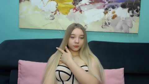 Milana online show from March 6, 6:01 am