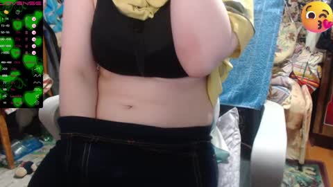 Luna-- link in bio online show from March 1, 3:38 pm