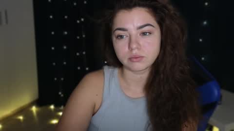 Snapshot of milania_hot_foxy chatting on December 1, 11:07 pm Mila online show from December 1, 11:07 pm