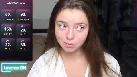 Snapshot of milania_hot_foxy chatting on September 22, 9:41 pm Mila online show from September 22, 9:41 pm