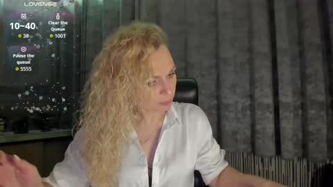 milanna_x online show from April 20, 9:40 pm