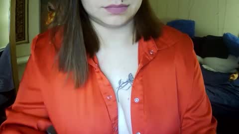 Milaxcute online show from September 23, 6:58 pm