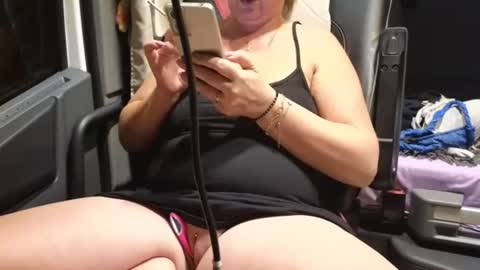 milfaromania online show from October 31, 7:03 pm