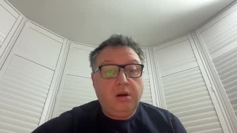 Snapshot of milfmanimal chatting on January 23, 7:00 am BigTom69 online show from January 23, 7:00 am