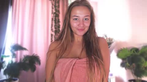 milk_bunny_ online show from September 20, 4:59 am