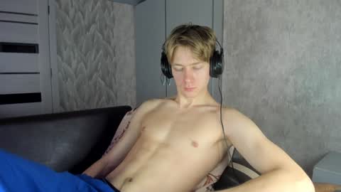 Isaac online show from February 5, 6:02 am