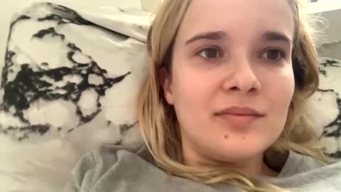 milkybaby269137 online show from February 17, 9:35 am