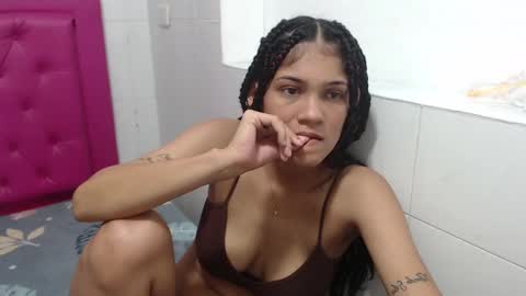 Snapshot of milkyway_18 chatting on March 6, 1:24 pm milkyway_18 online show from March 6, 1:24 pm