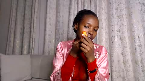 milla_armani online show from June 17, 5:40 pm